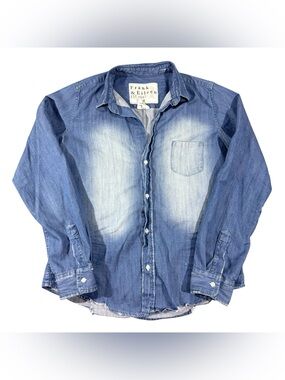Frank & Eileen Eileen Women’s Famous Denim Shirt Distressed Vintage Wash Medium